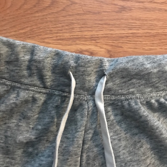 Old Navy lounge shorts - Picture 2 of 5